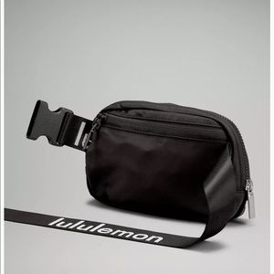 Lululemon Everywhere belt bag! Unique! Black and white. White lululemon logo